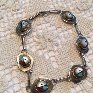 Zuni 1/2”silver heart plaque bracelet MOP Cabochon